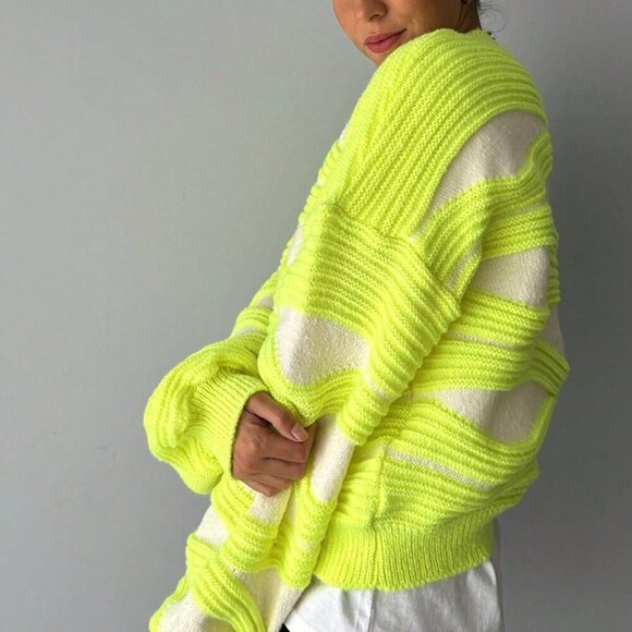 Yellow Casual Women's Round Neck Wave Stripe Color Long-Sleeved Knit Sweater - Picture 2 of 4